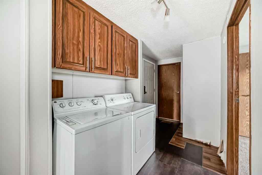 MLS® A2256839 - Unit #167 6724 17 Avenue SE in Red Carpet Calgary, Mobile