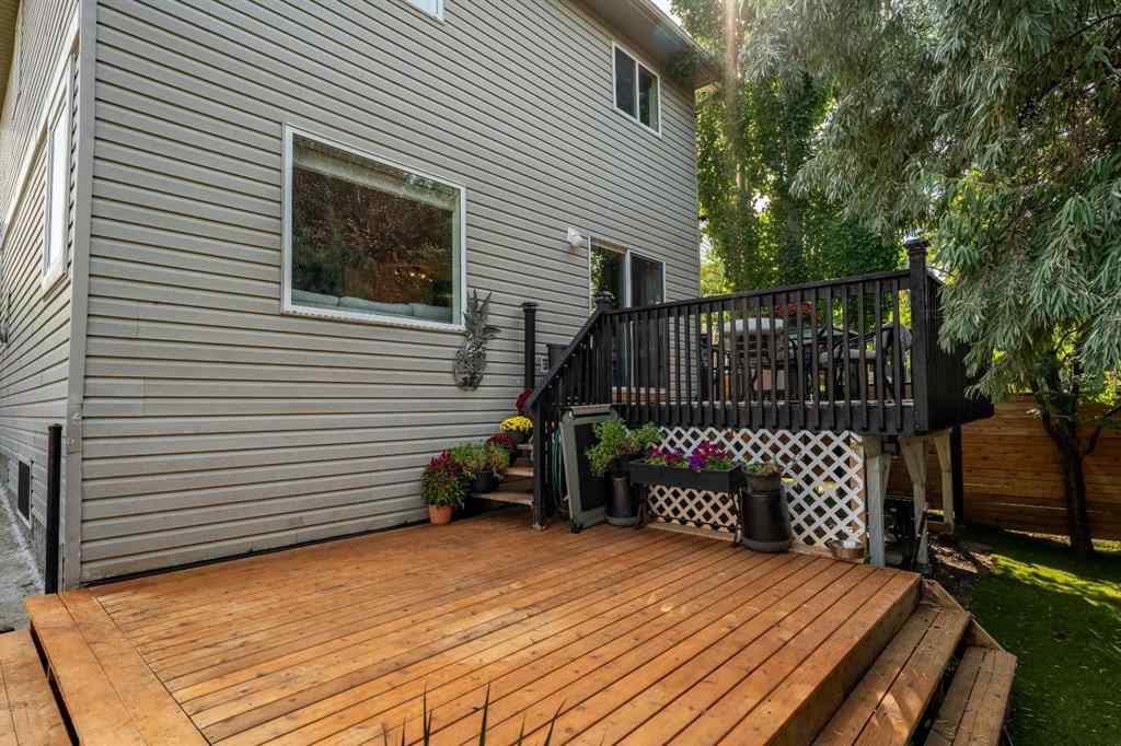 MLS® A2256843 - 76 Cranfield Place SE in Cranston Calgary, Residential
