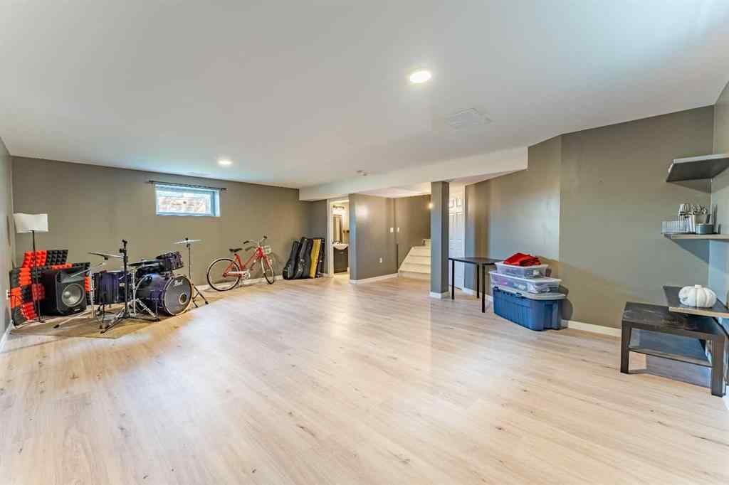 MLS® A2256843 - 76 Cranfield Place SE in Cranston Calgary, Residential