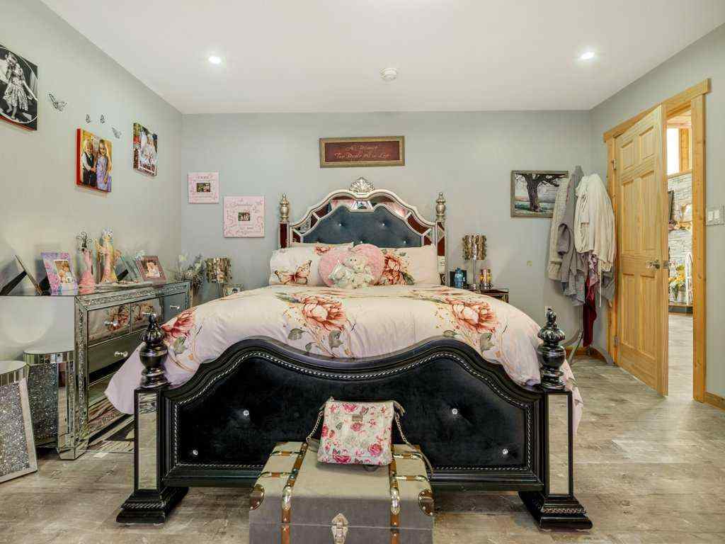 MLS® A2256844 - 51 N 2 Street E in NONE Hill Spring, Residential