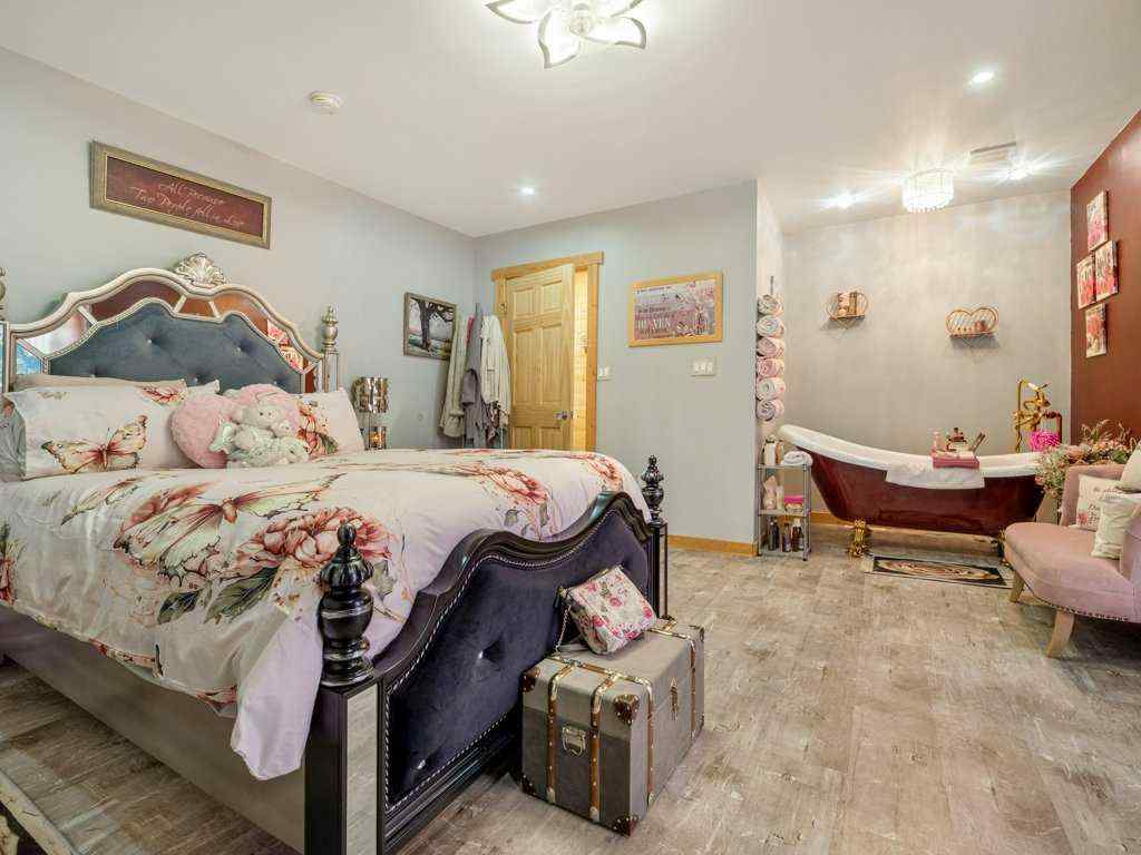 MLS® A2256844 - 51 N 2 Street E in NONE Hill Spring, Residential