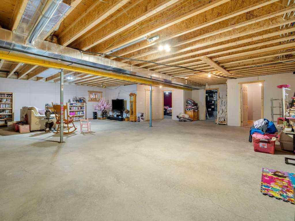 MLS® A2256844 - 51 N 2 Street E in NONE Hill Spring, Residential