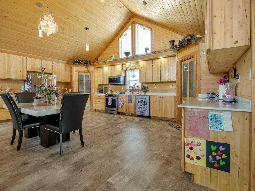 MLS® A2256844 - 51 N 2 Street E in NONE Hill Spring, Residential
