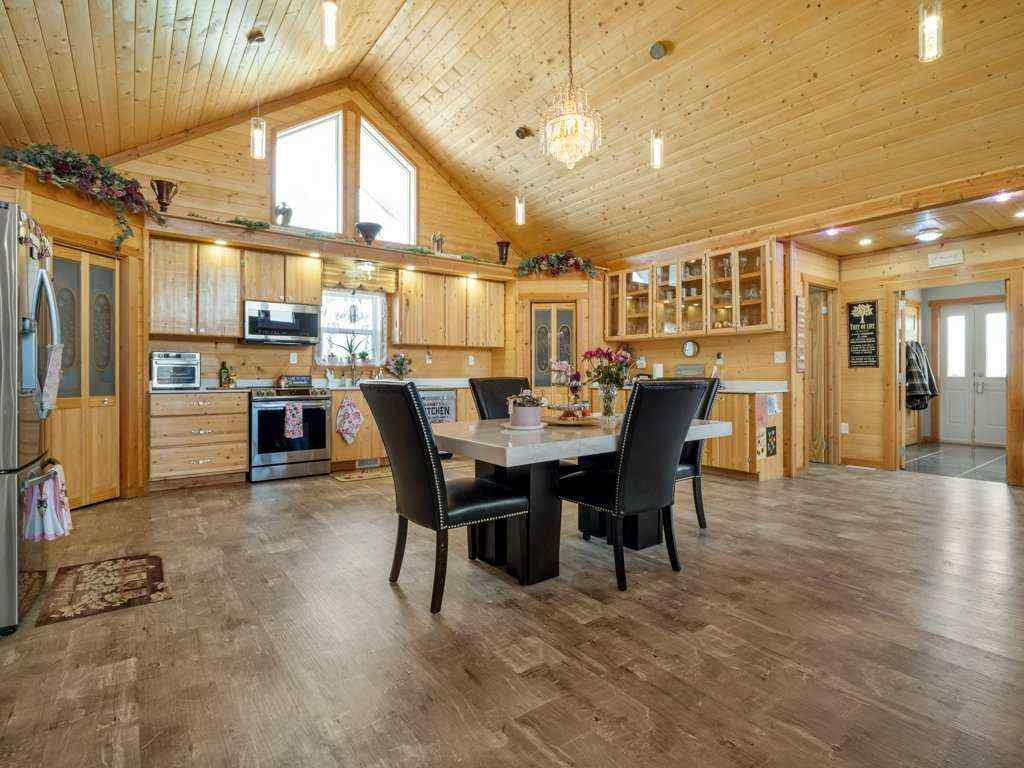 MLS® A2256844 - 51 N 2 Street E in NONE Hill Spring, Residential