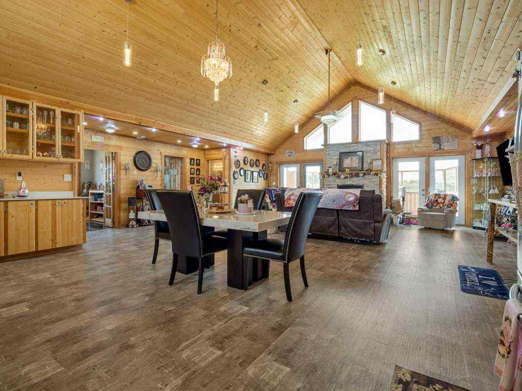 MLS® A2256844 - 51 N 2 Street E in NONE Hill Spring, Residential
