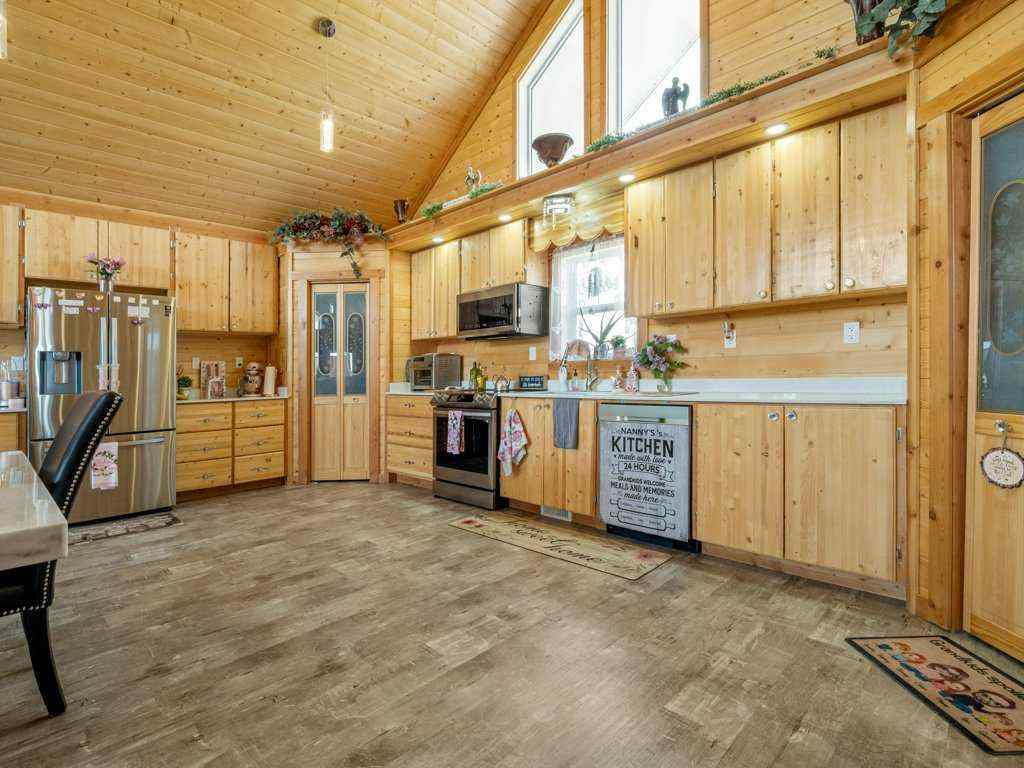 MLS® A2256844 - 51 N 2 Street E in NONE Hill Spring, Residential