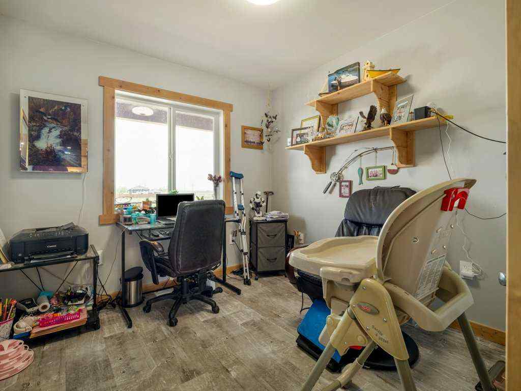MLS® A2256844 - 51 N 2 Street E in NONE Hill Spring, Residential