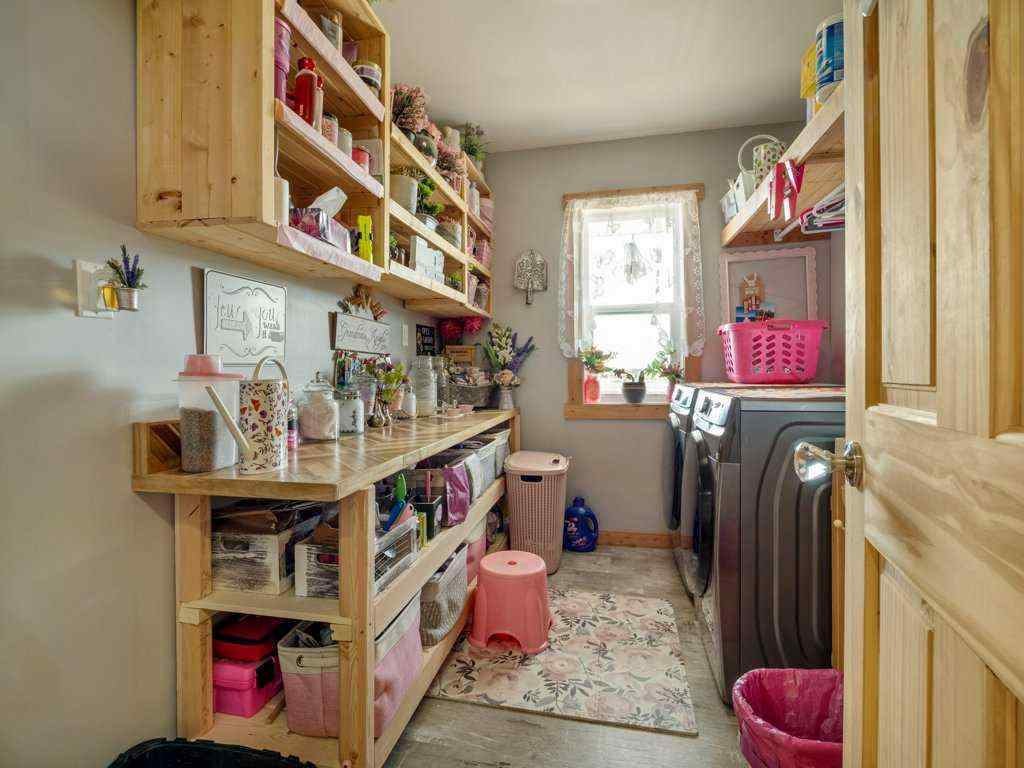 MLS® A2256844 - 51 N 2 Street E in NONE Hill Spring, Residential