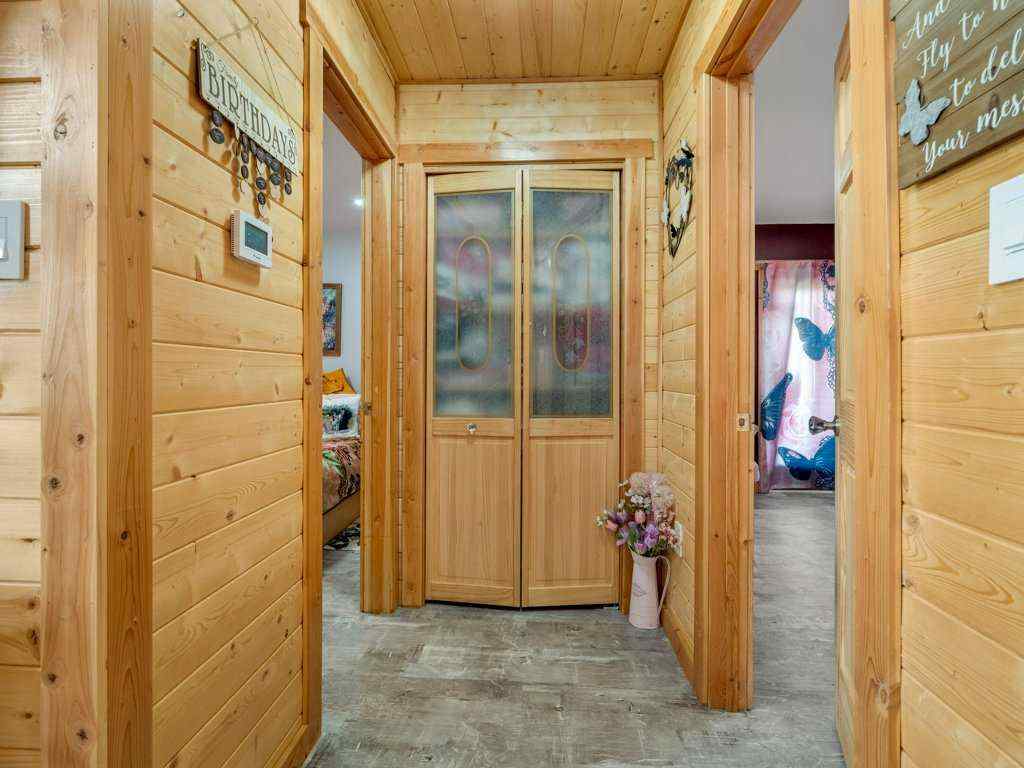 MLS® A2256844 - 51 N 2 Street E in NONE Hill Spring, Residential