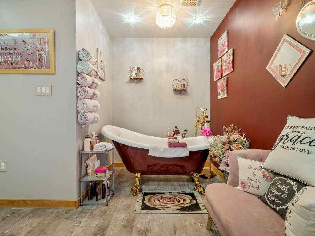 MLS® A2256844 - 51 N 2 Street E in NONE Hill Spring, Residential