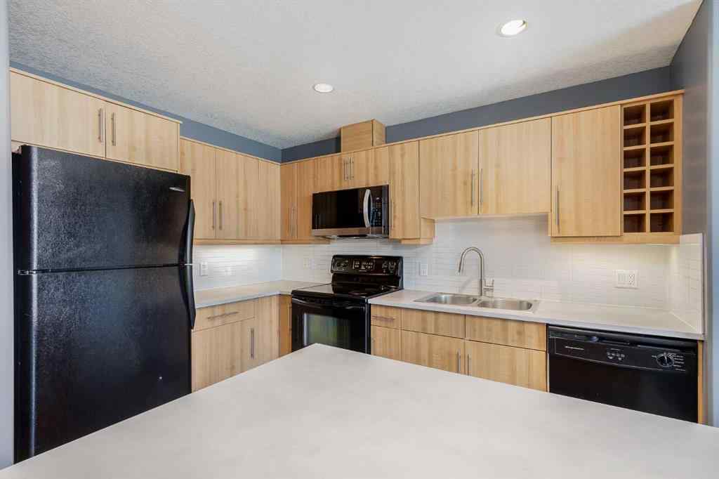 MLS® A2256846 - Unit #2001 55 Spruce Place SW in Spruce Cliff Calgary, Residential
