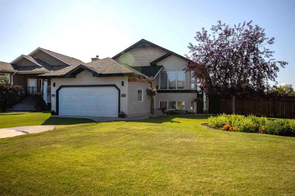 MLS® A2256847 - 1112 2 Street NE in NONE Sundre, Residential
