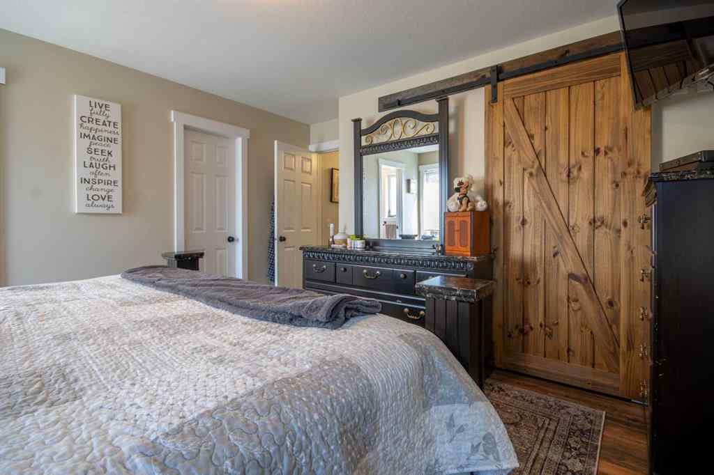 MLS® A2256847 - 1112 2 Street NE in NONE Sundre, Residential
