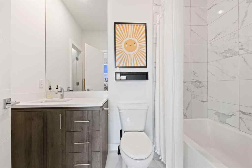 MLS® A2256848 - 2002 26A Street SW in Killarney/Glengarry Calgary, Residential