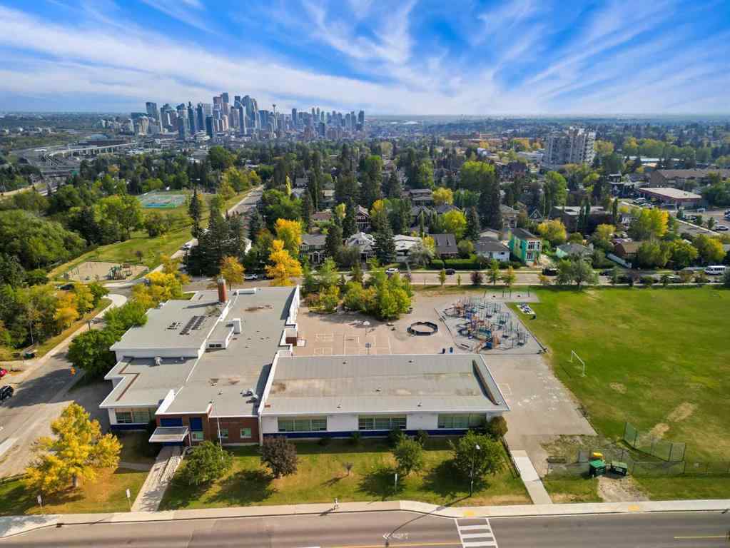 MLS® A2256848 - 2002 26A Street SW in Killarney/Glengarry Calgary, Residential