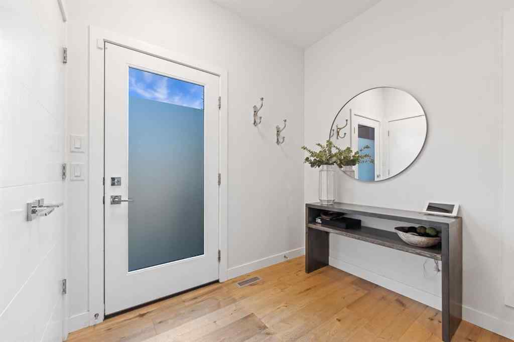 MLS® A2256848 - 2002 26A Street SW in Killarney/Glengarry Calgary, Residential