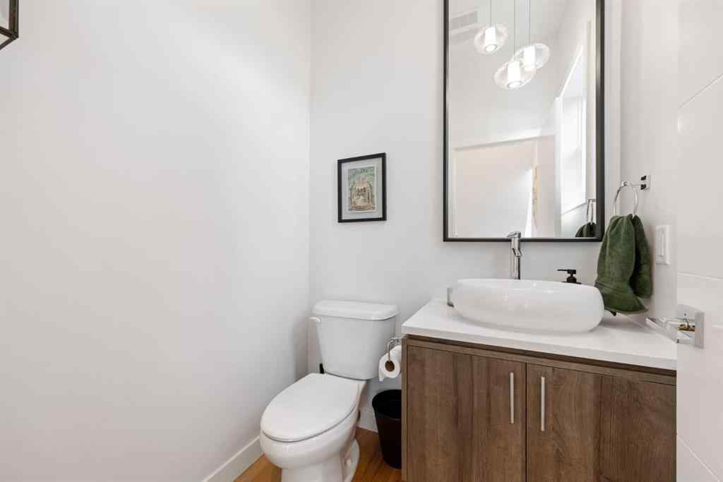 MLS® A2256848 - 2002 26A Street SW in Killarney/Glengarry Calgary, Residential