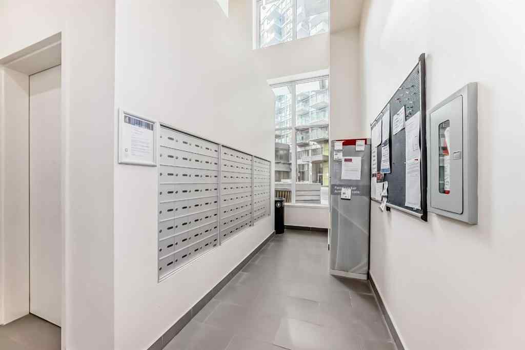 MLS® A2256850 - Unit #810 10 brentwood Common NW in Brentwood Calgary, Residential