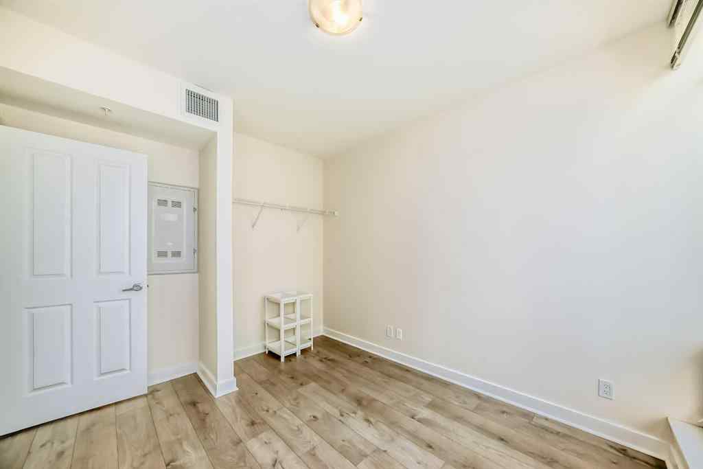 MLS® A2256850 - Unit #810 10 brentwood Common NW in Brentwood Calgary, Residential