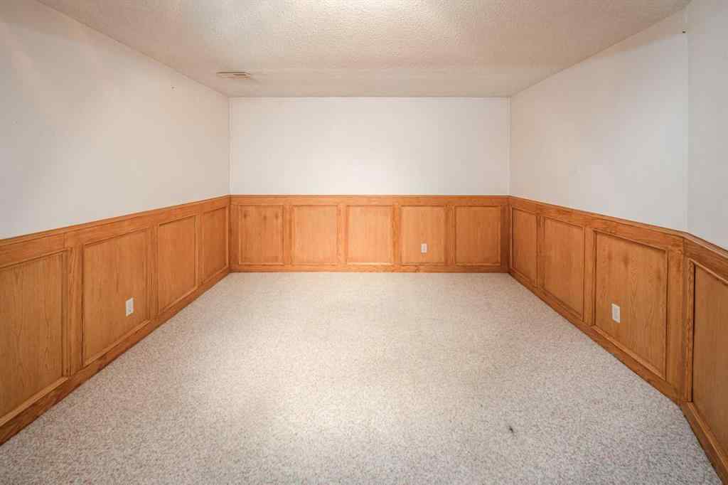 MLS® A2256851 - 16 Sunhaven Way SE in Sundance Calgary, Residential