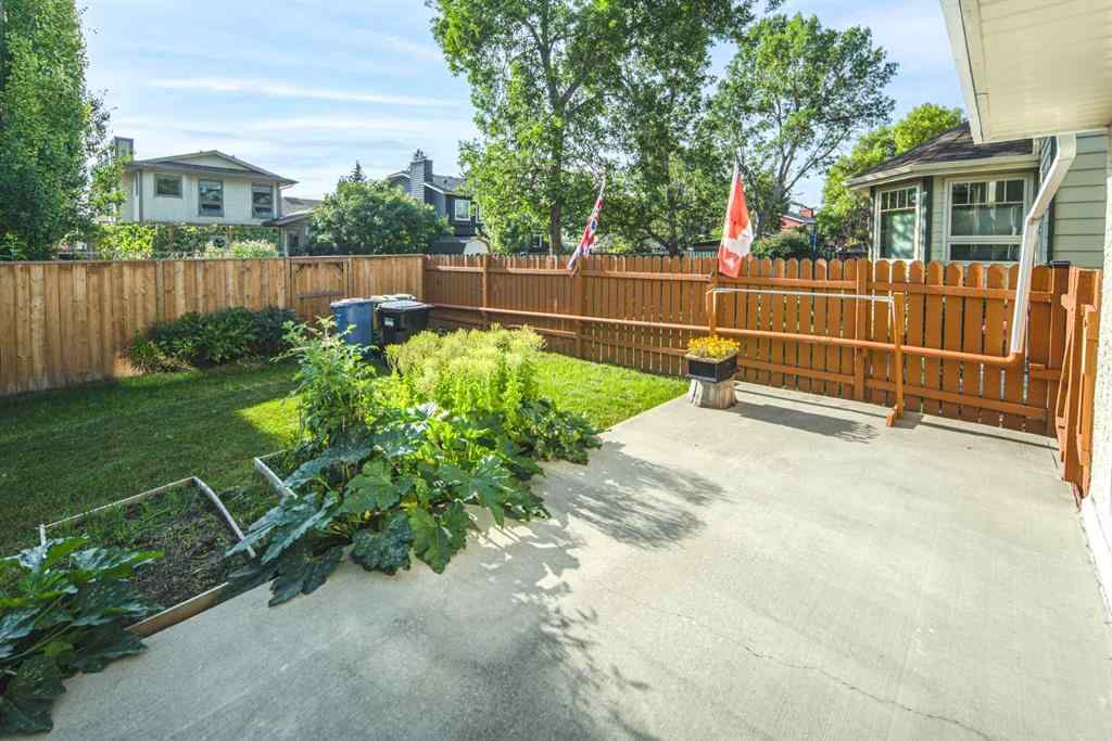 MLS® A2256851 - 16 Sunhaven Way SE in Sundance Calgary, Residential