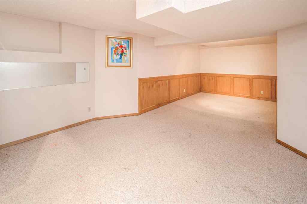 MLS® A2256851 - 16 Sunhaven Way SE in Sundance Calgary, Residential