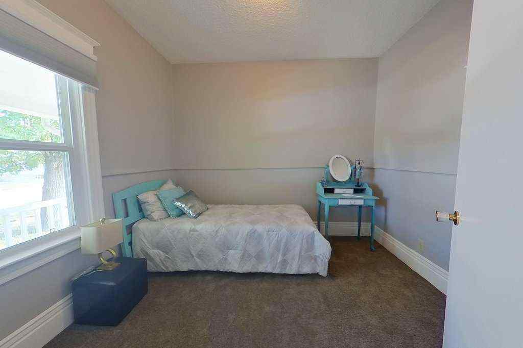 MLS® A2256854 - 947 Yuill Street SE in River Flats Medicine Hat, Residential