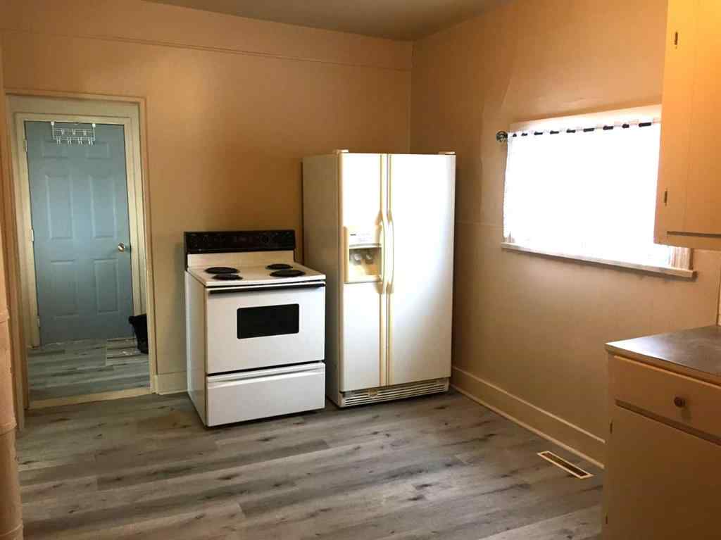 MLS® A2256854 - 947 Yuill Street SE in River Flats Medicine Hat, Residential