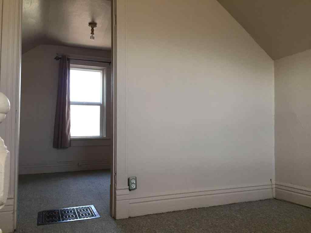 MLS® A2256854 - 947 Yuill Street SE in River Flats Medicine Hat, Residential