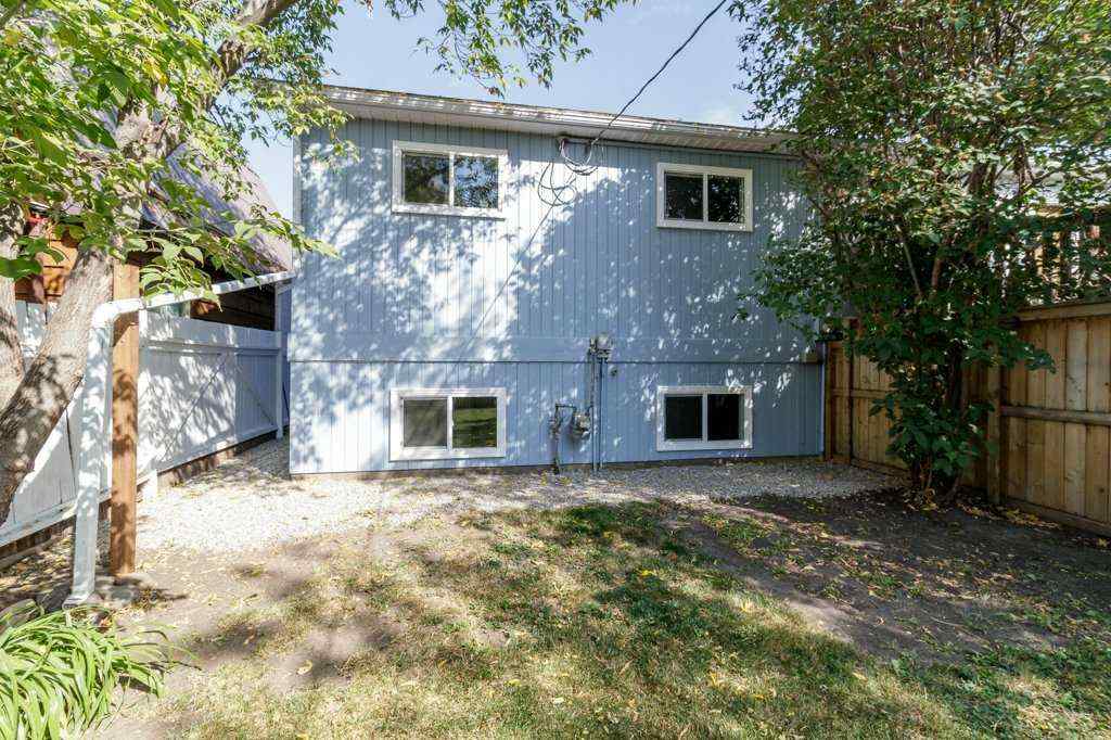 MLS® A2256855 - 5016 44 Street  in Cottage Area Sylvan Lake, Residential