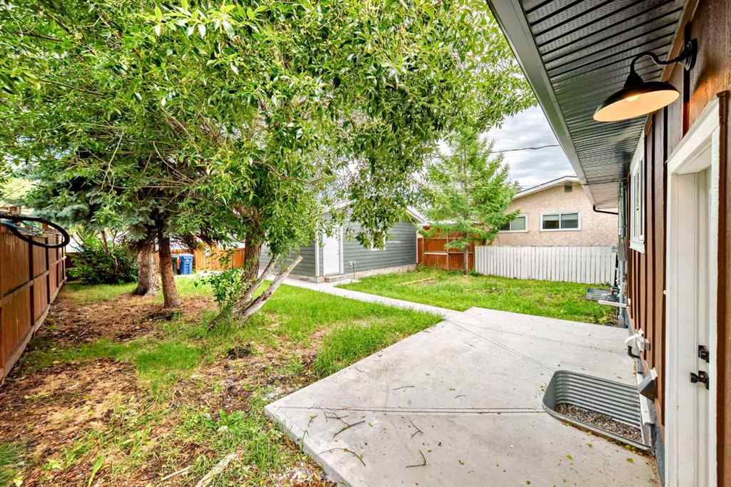 MLS® A2256858 - 264 99 Avenue SE in Willow Park Calgary, Residential