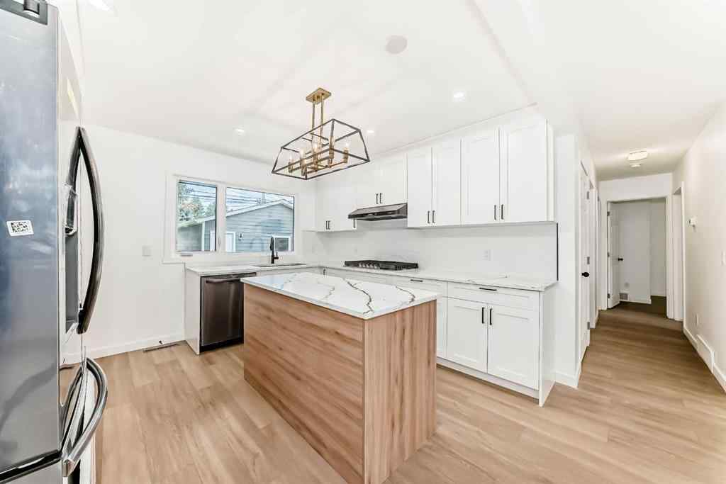 MLS® A2256858 - 264 99 Avenue SE in Willow Park Calgary, Residential