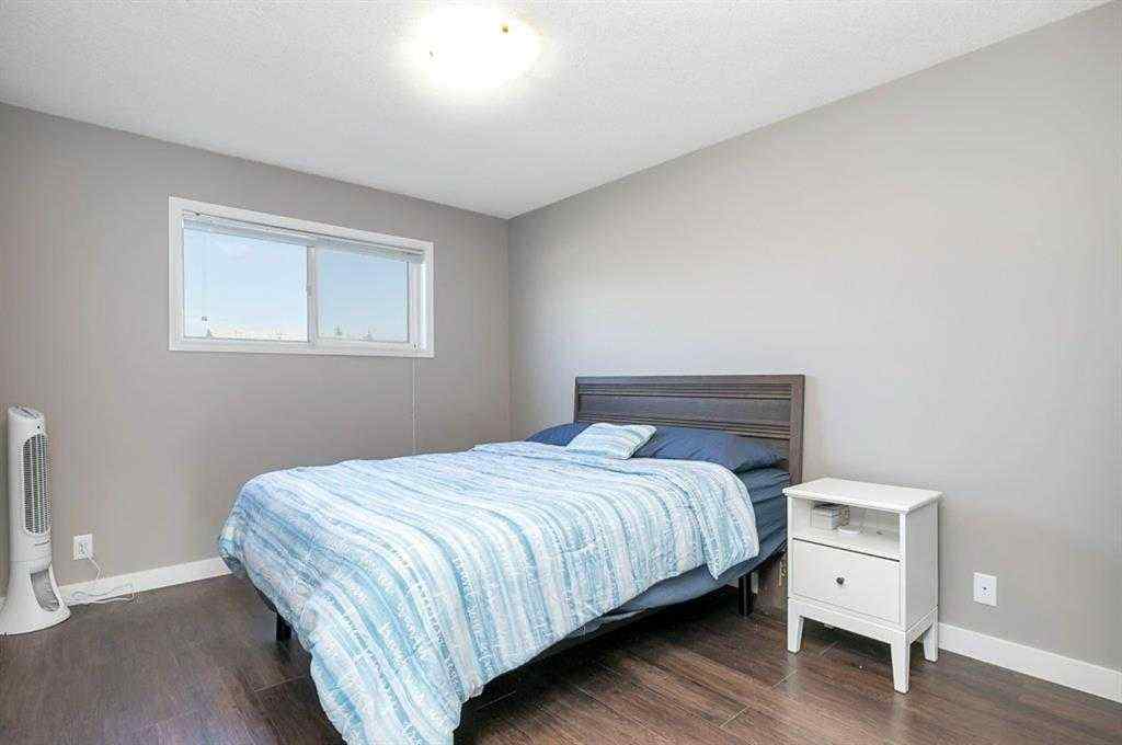MLS® A2256860 - 5 Lyons Close  in Lancaster Green Red Deer, Residential