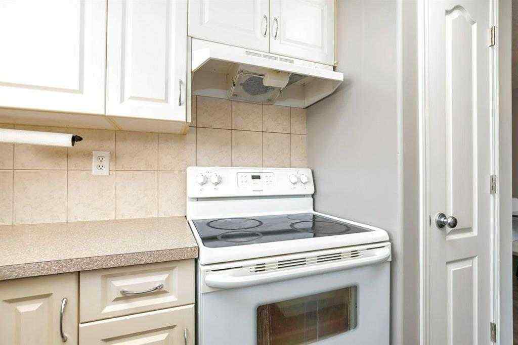 MLS® A2256860 - 5 Lyons Close  in Lancaster Green Red Deer, Residential