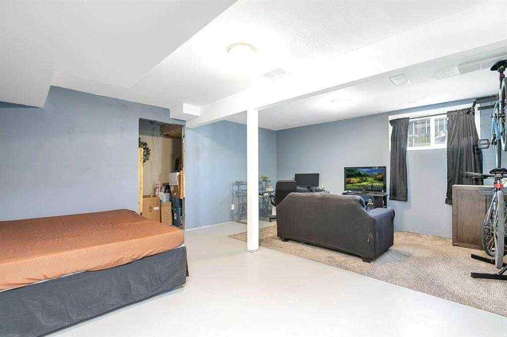 MLS® A2256860 - 5 Lyons Close  in Lancaster Green Red Deer, Residential