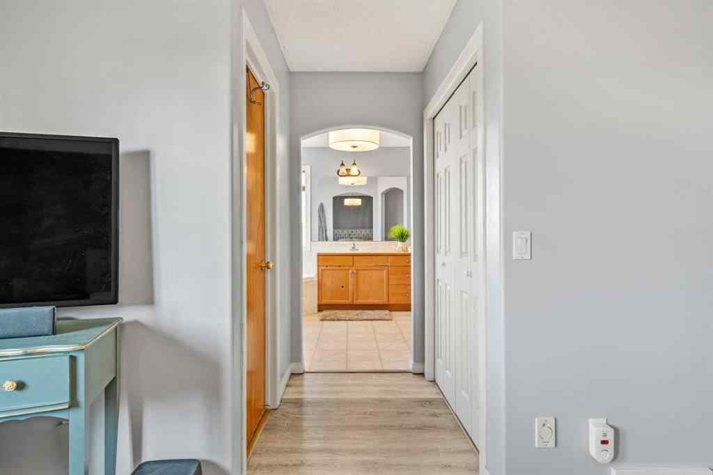 MLS® A2256862 - 216 Stonegate Place NW in Stonegate Airdrie, Residential