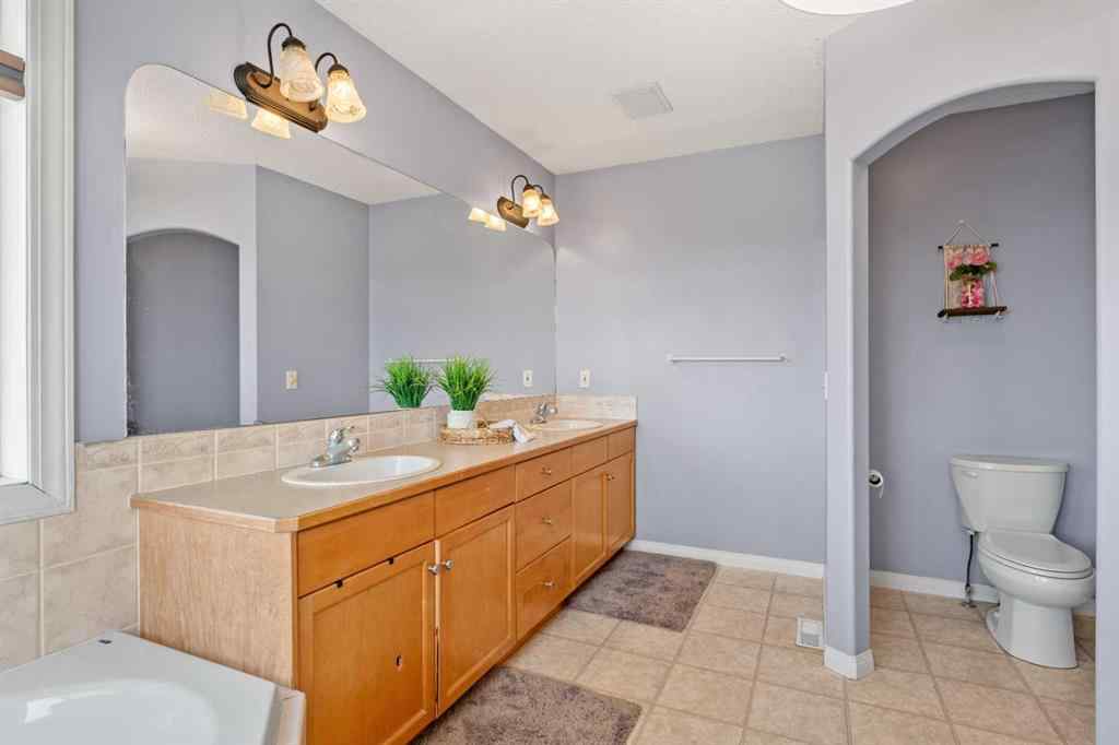 MLS® A2256862 - 216 Stonegate Place NW in Stonegate Airdrie, Residential