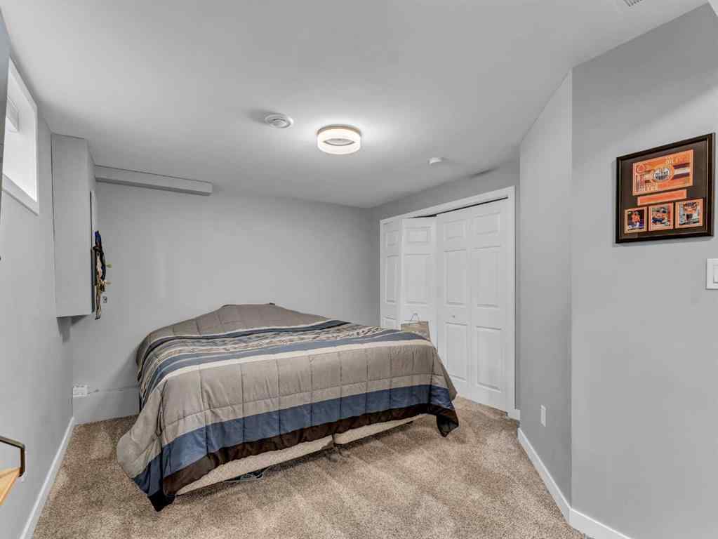 MLS® A2256864 - 16 Storrs Crescent SE in SE Southridge Medicine Hat, Residential
