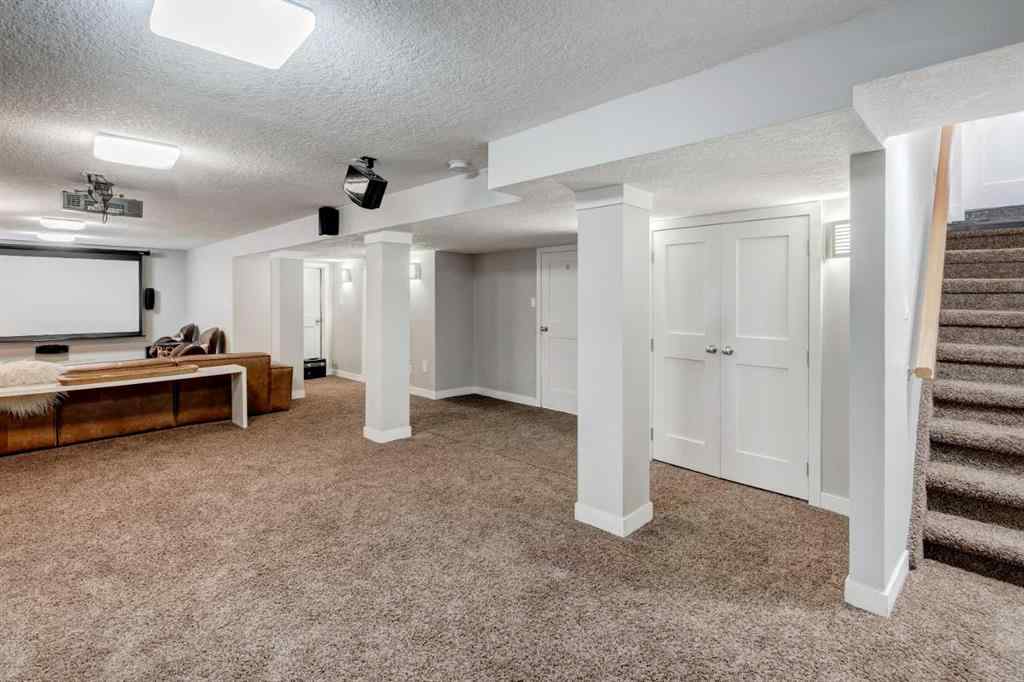 MLS® A2256866 - 38 Lissington Drive SW in North Glenmore Park Calgary, Residential