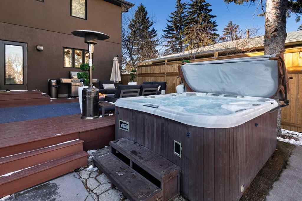 MLS® A2256866 - 38 Lissington Drive SW in North Glenmore Park Calgary, Residential