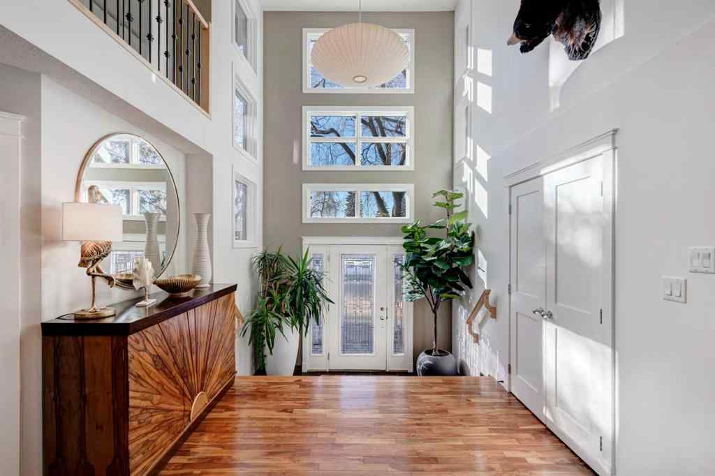 MLS® A2256866 - 38 Lissington Drive SW in North Glenmore Park Calgary, Residential