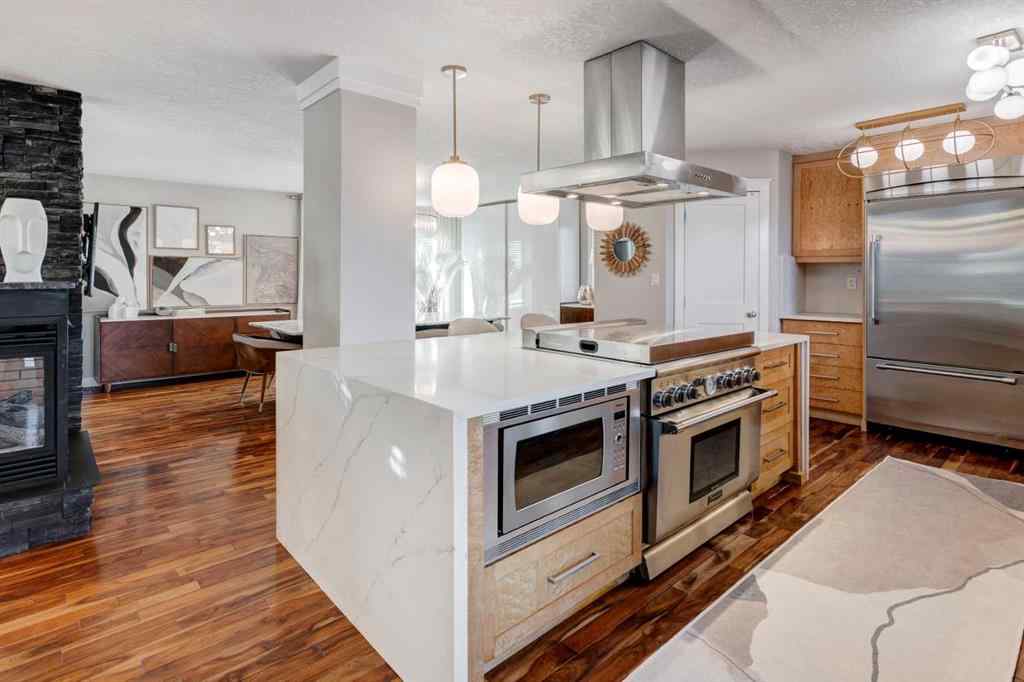 MLS® A2256866 - 38 Lissington Drive SW in North Glenmore Park Calgary, Residential