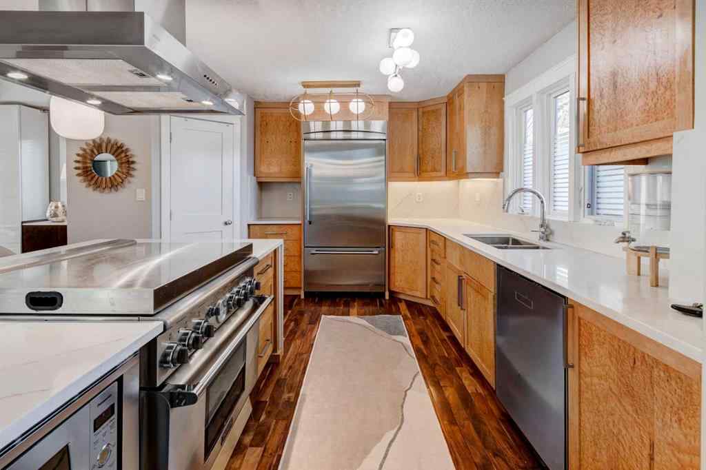 MLS® A2256866 - 38 Lissington Drive SW in North Glenmore Park Calgary, Residential