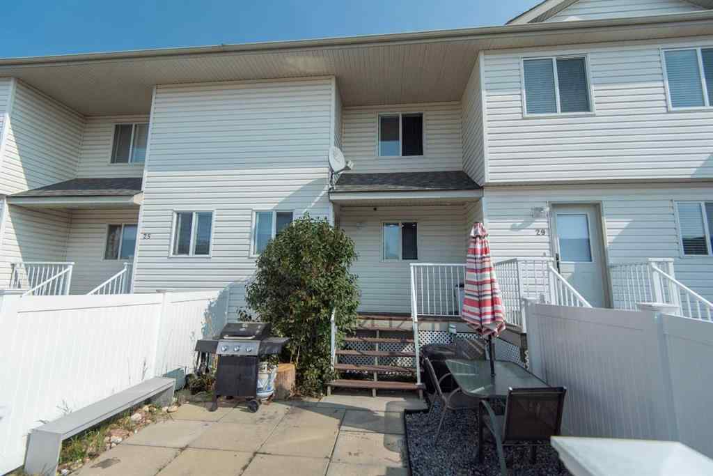 MLS® A2256869 - Unit #27 33 Donlevy Avenue  in Davenport Red Deer, Residential