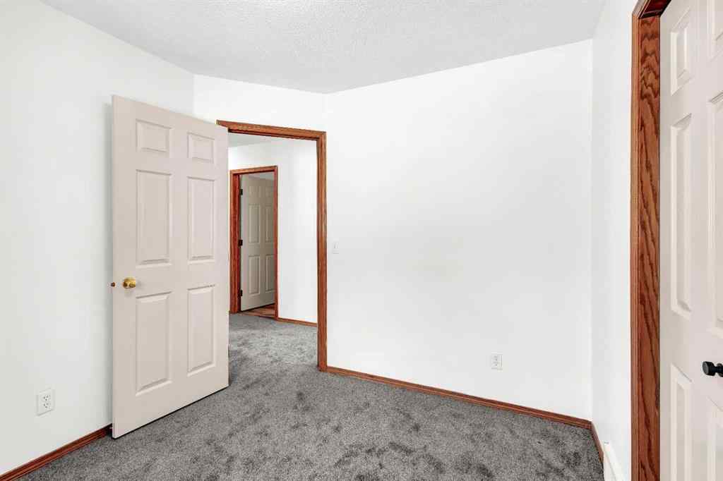 MLS® A2256871 - 35 Tuscarora Way NW in Tuscany Calgary, Residential
