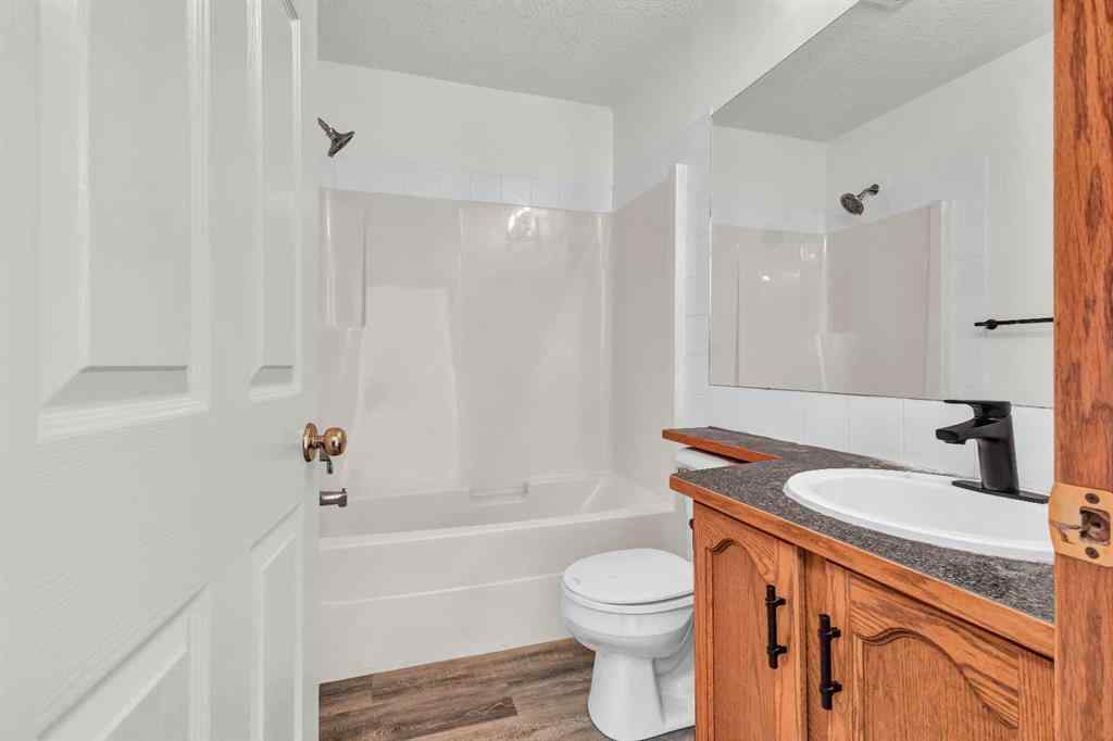MLS® A2256871 - 35 Tuscarora Way NW in Tuscany Calgary, Residential