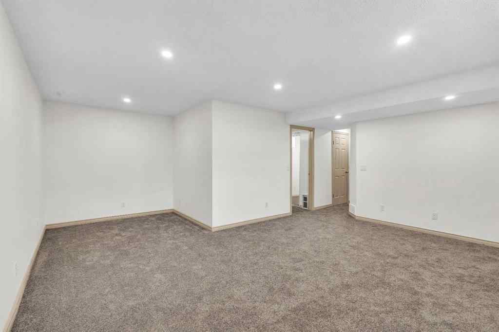 MLS® A2256871 - 35 Tuscarora Way NW in Tuscany Calgary, Residential
