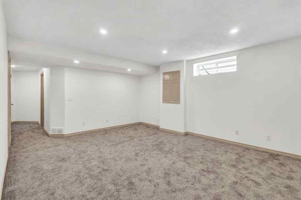 MLS® A2256871 - 35 Tuscarora Way NW in Tuscany Calgary, Residential