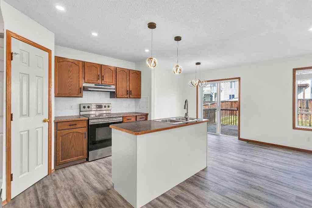 MLS® A2256871 - 35 Tuscarora Way NW in Tuscany Calgary, Residential
