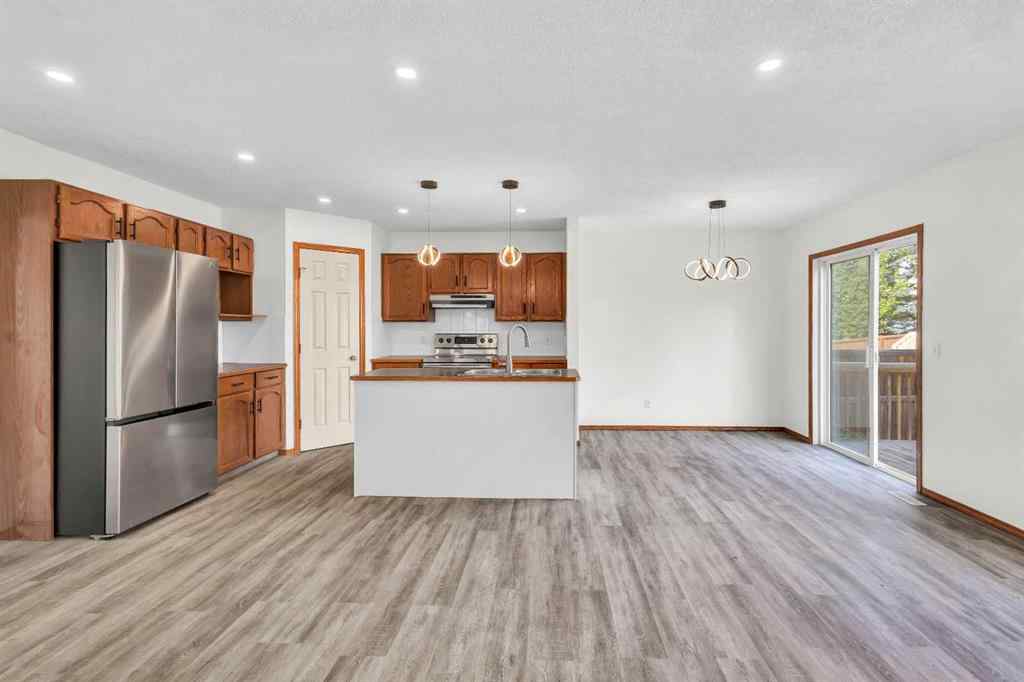 MLS® A2256871 - 35 Tuscarora Way NW in Tuscany Calgary, Residential
